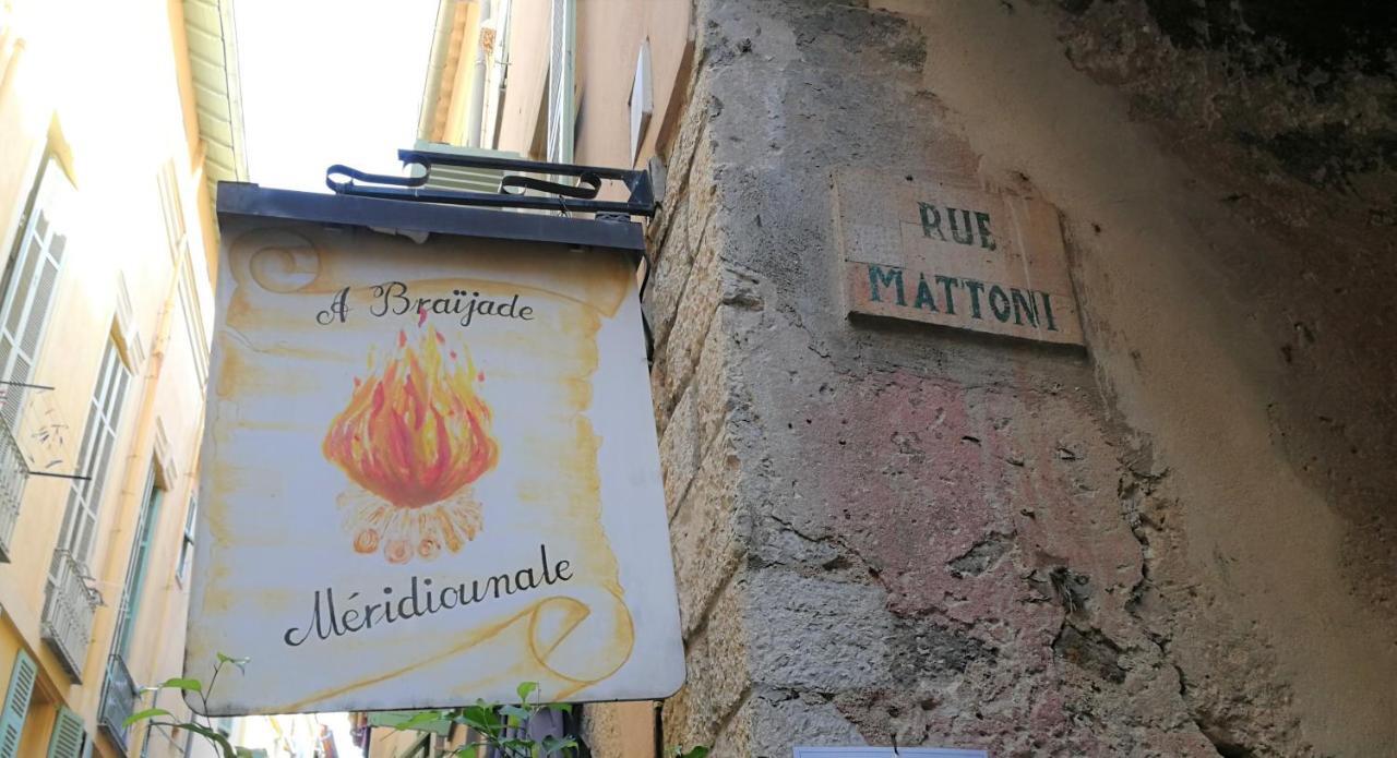 Maison De Ville Typique Mentonnaise Dış mekan fotoğraf